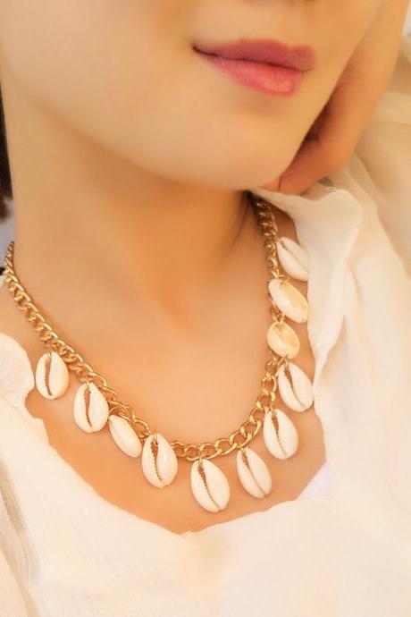 Light Luxury All-match Natural Shell Necklace Chain Clavicle