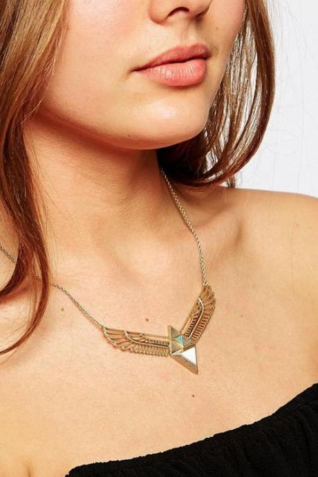 Exaggerated Eagle Women's Clavicle Necklace