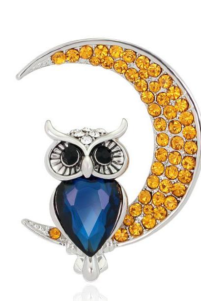 The new moon owl diamond brooch