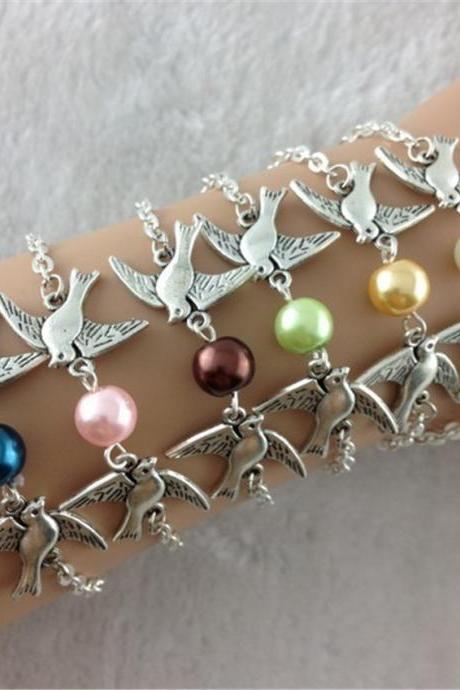 Retro Style Dove Chain Bracelet