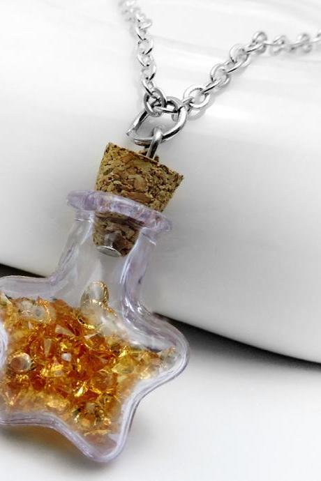 The new Europe Star oil bottle Rhinestone Necklace