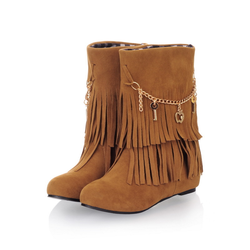 Leisure Tassel Metal Chain Short Boots on Luulla