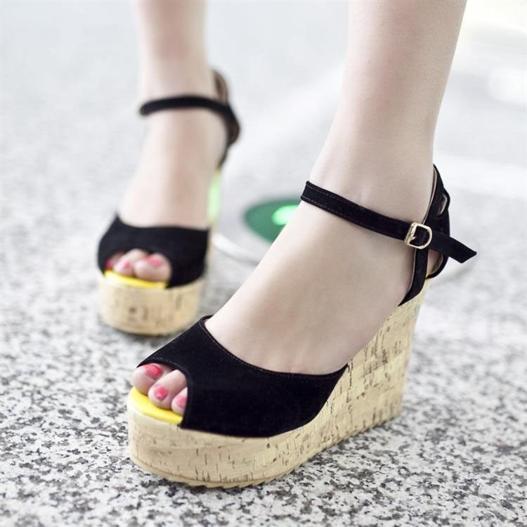 Elegant Buckle High Platform Peeptoe Wedge Sandals on Luulla